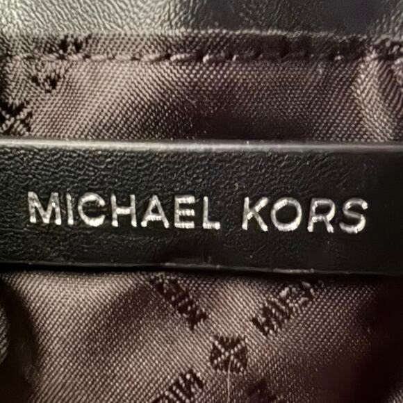 Michael Kors Chain Card Case / Key Holder – Black & Signature MK Monogram - Picture 6 of 6